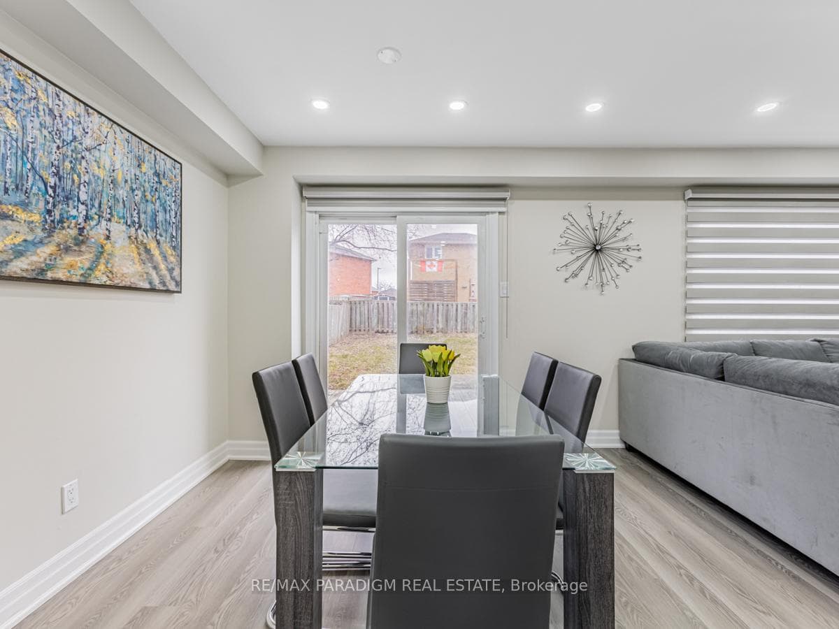 612 Flavelle Court photo 13