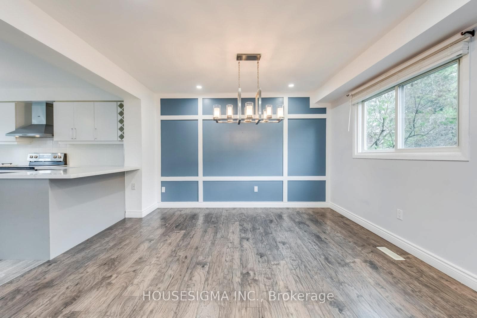 7 Wright Crescent photo 8