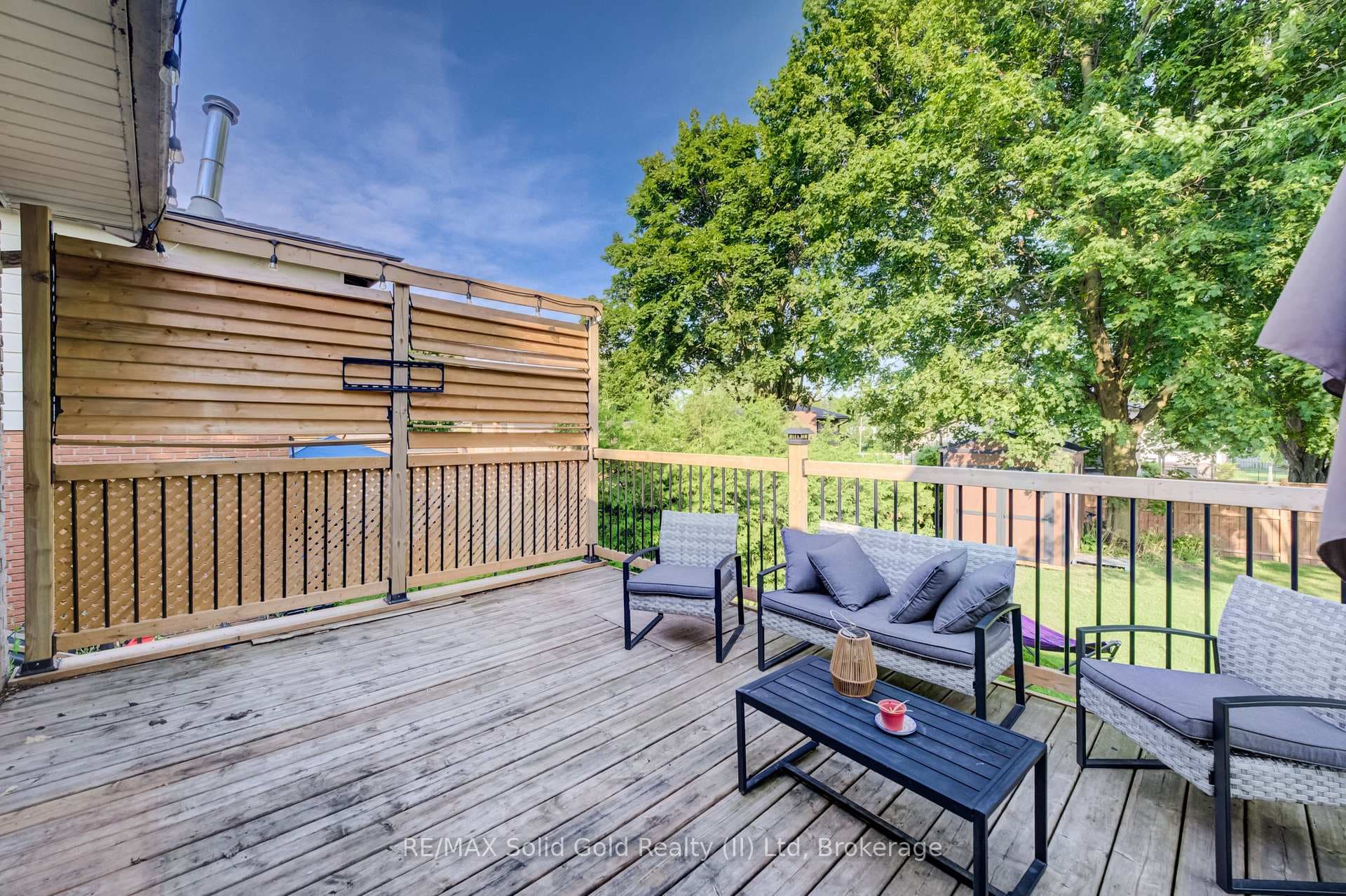 398 Boyne Avenue photo 34
