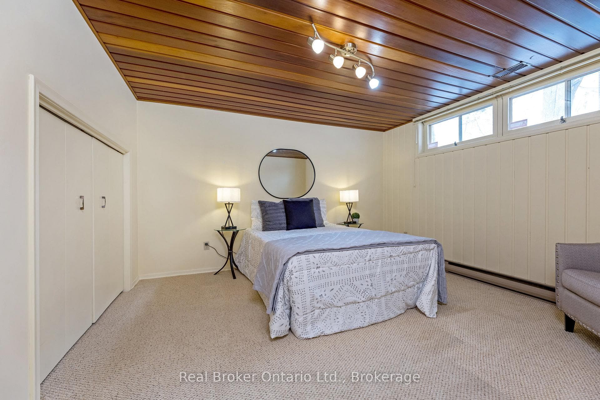 68 Rodney Boulevard photo 32
