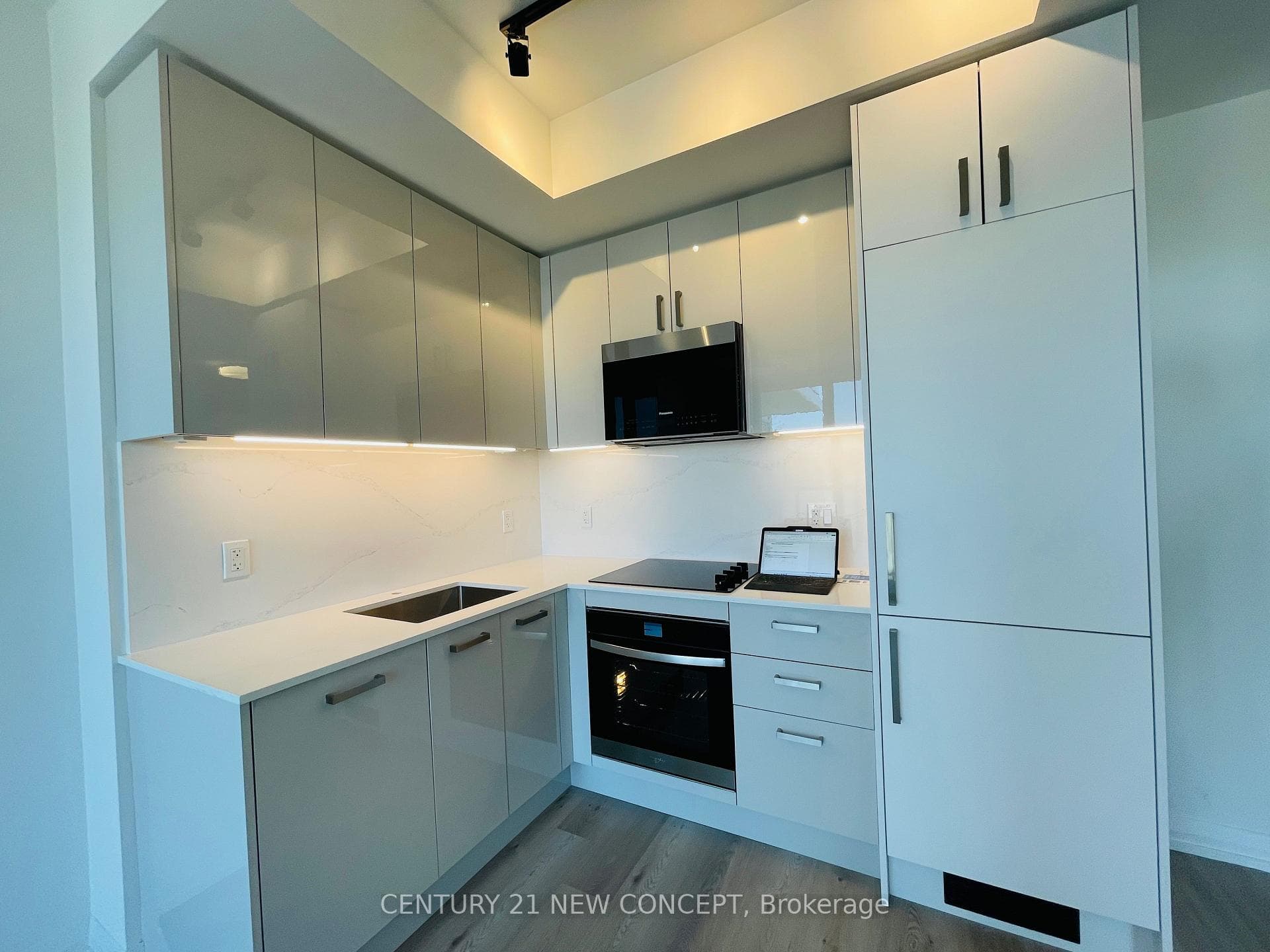 280 Dundas Street Unit 2313 photo 4