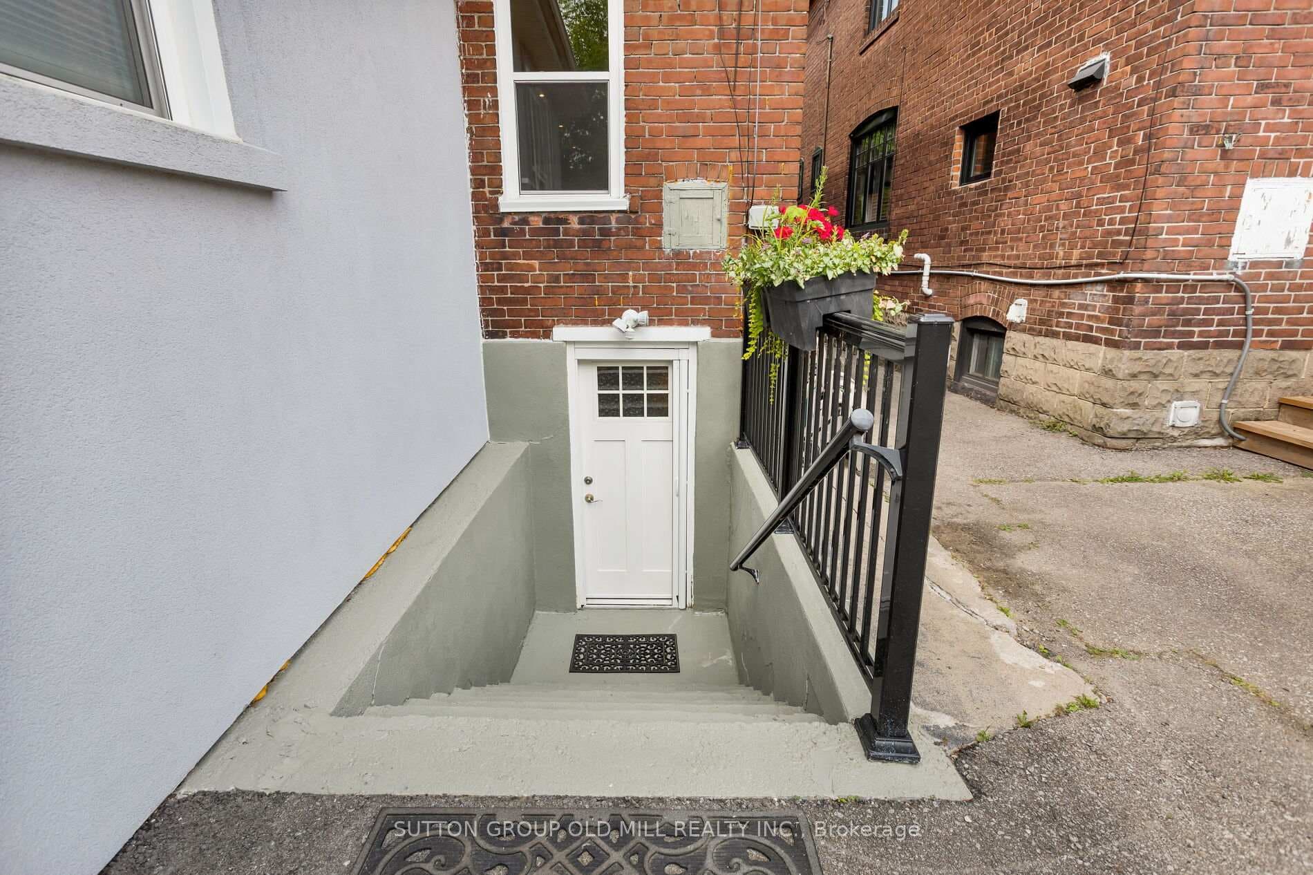71 Tenth Street photo 36