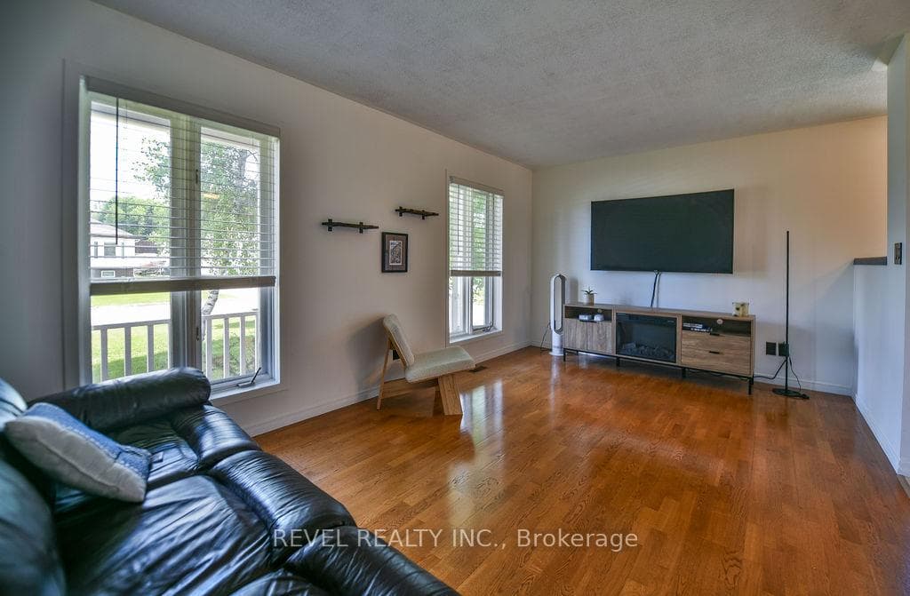 314 Jv Bonhomme Boulevard photo 17