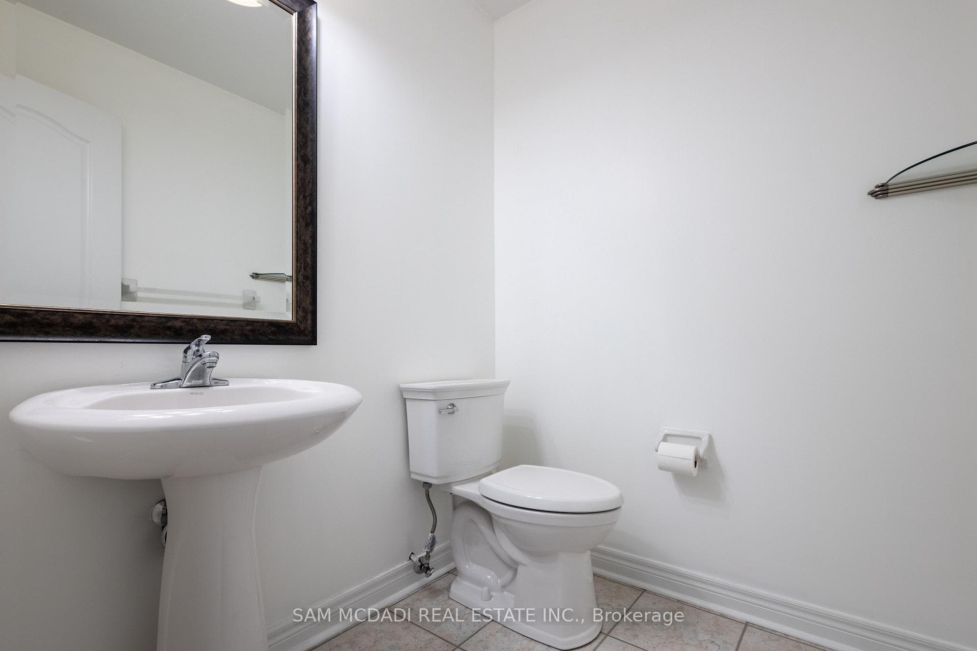 26 Supino Crescent photo 11