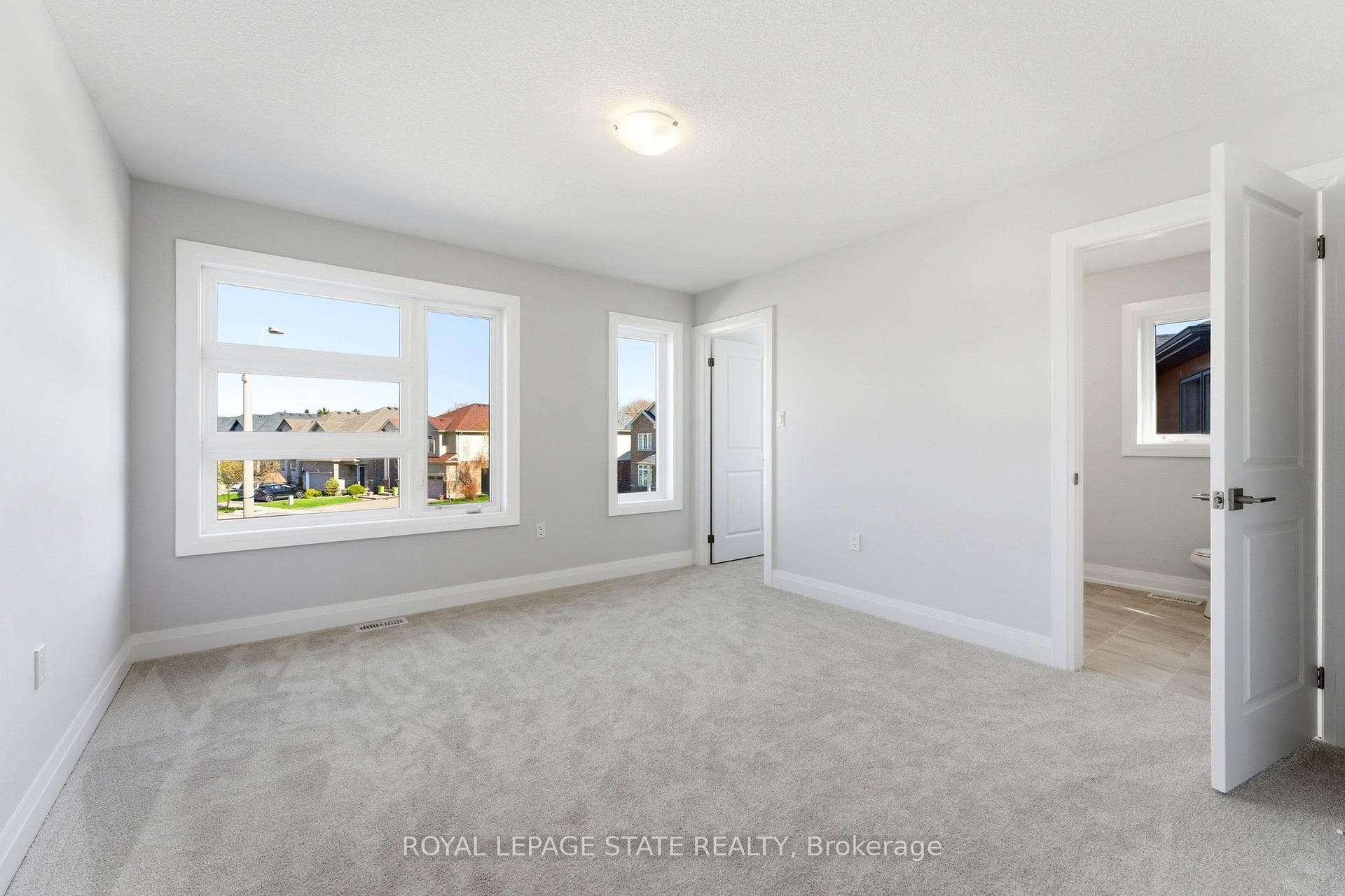 19 Woodvalley Court photo 15
