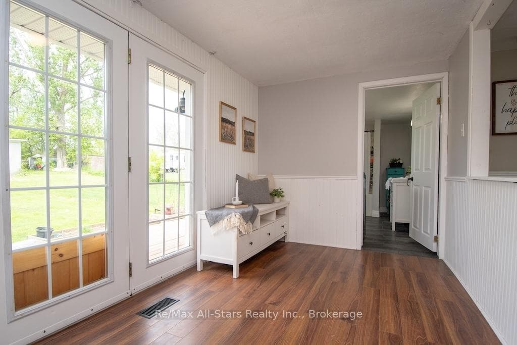 9 Riverside Drive photo 21