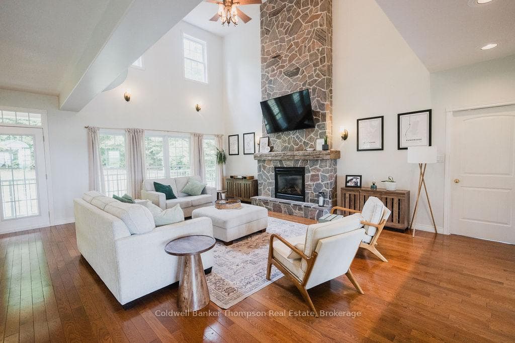 383 Tower Road photo 7
