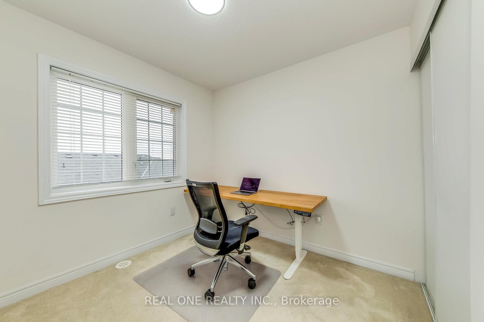 2280 Baronwood Drive Unit 91 photo 27