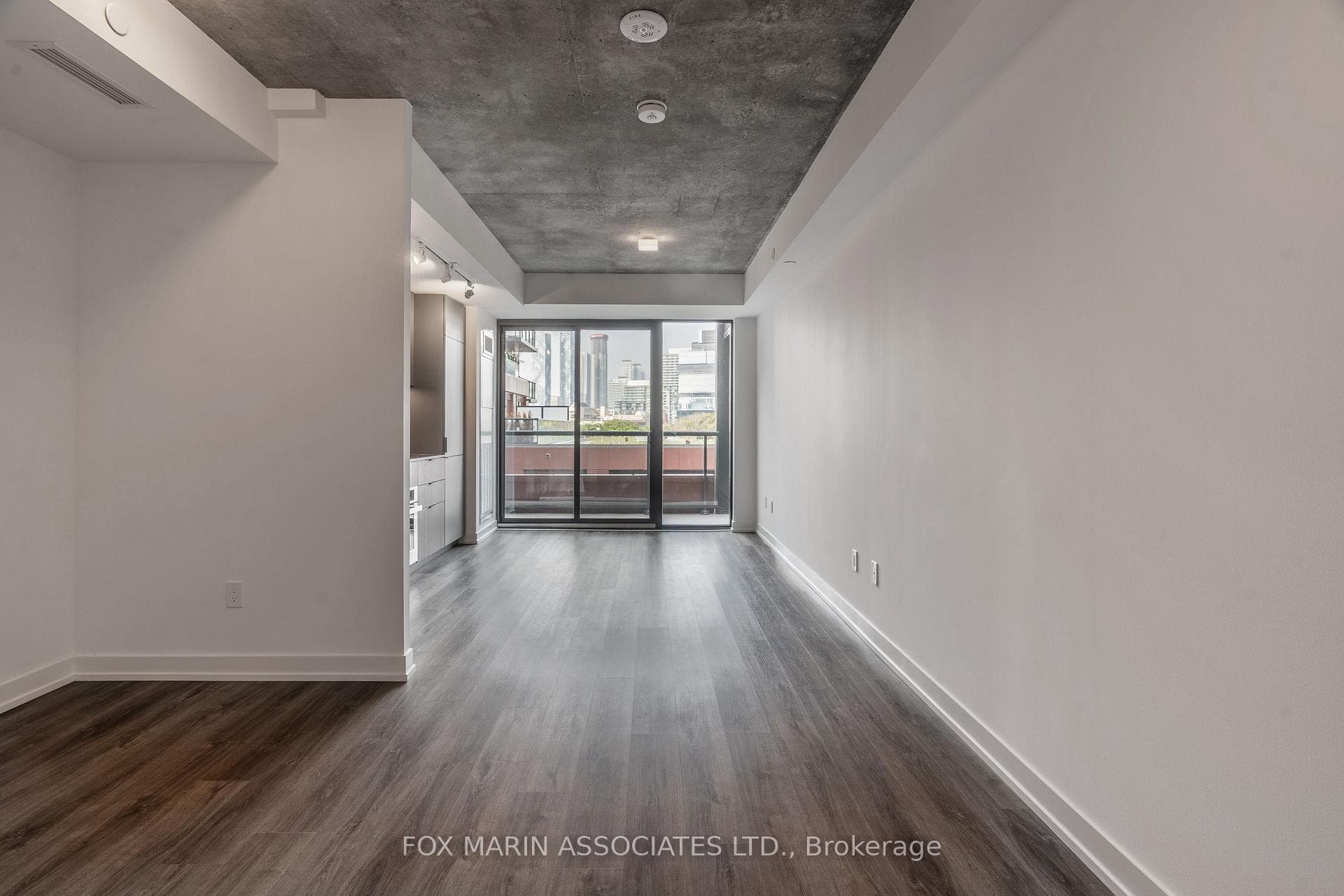 28 Eastern Avenue Unit 506 photo 1
