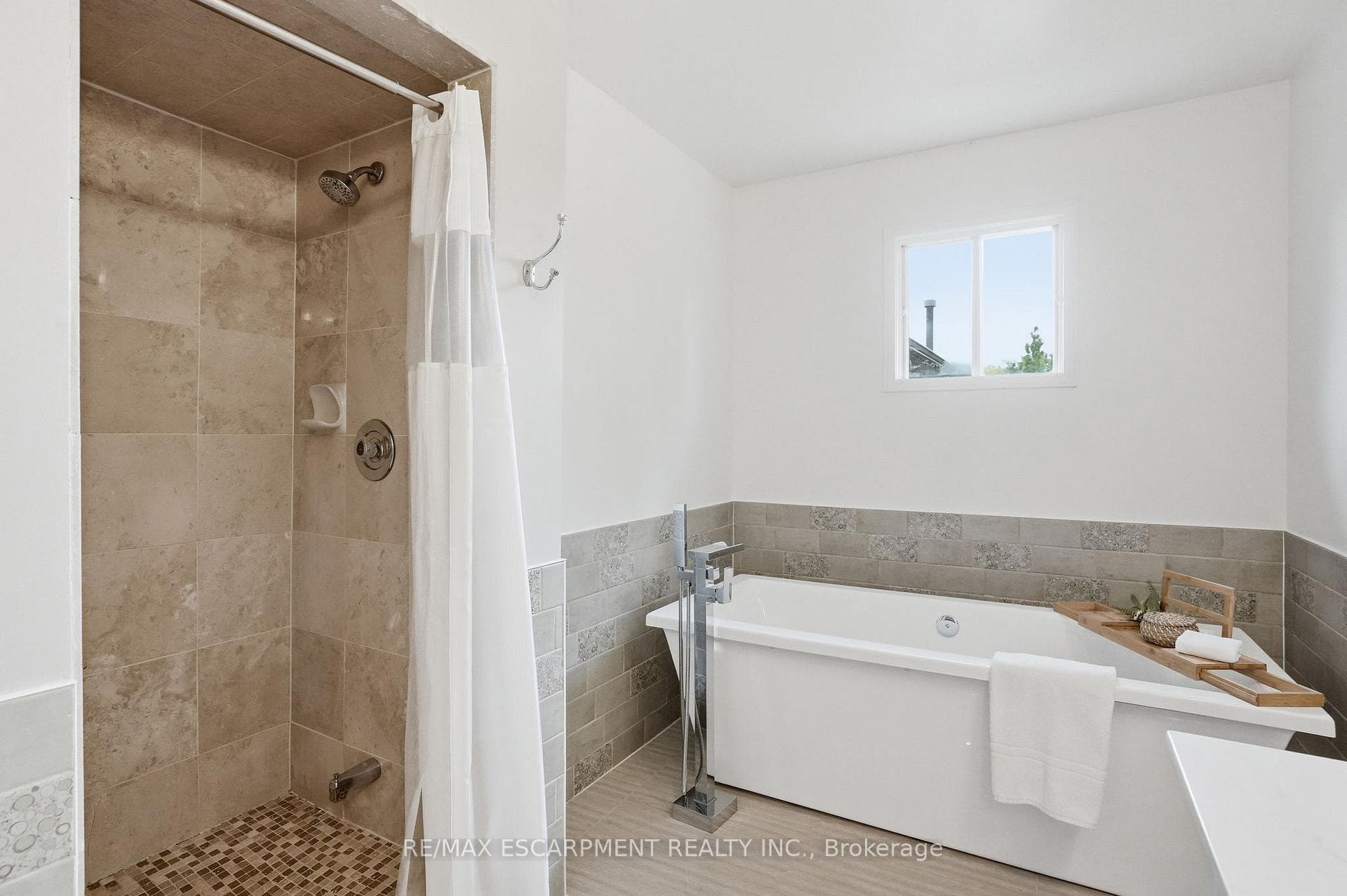 133 Warner Drive photo 30