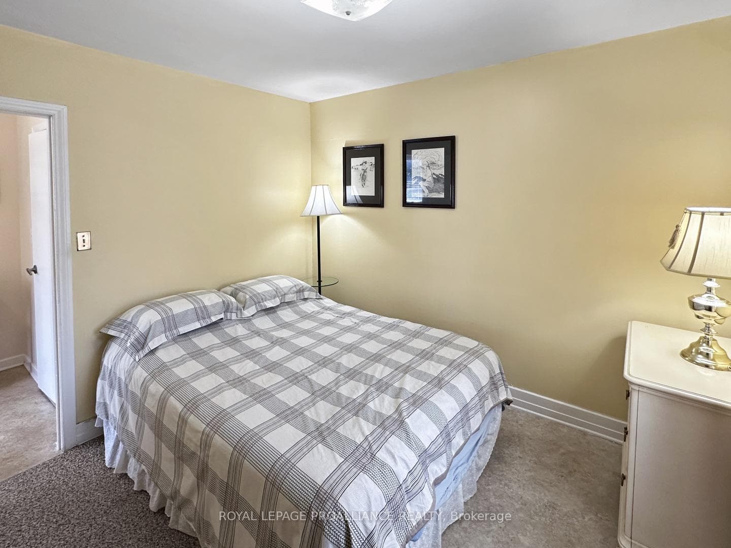 504 Bridge Street photo 23