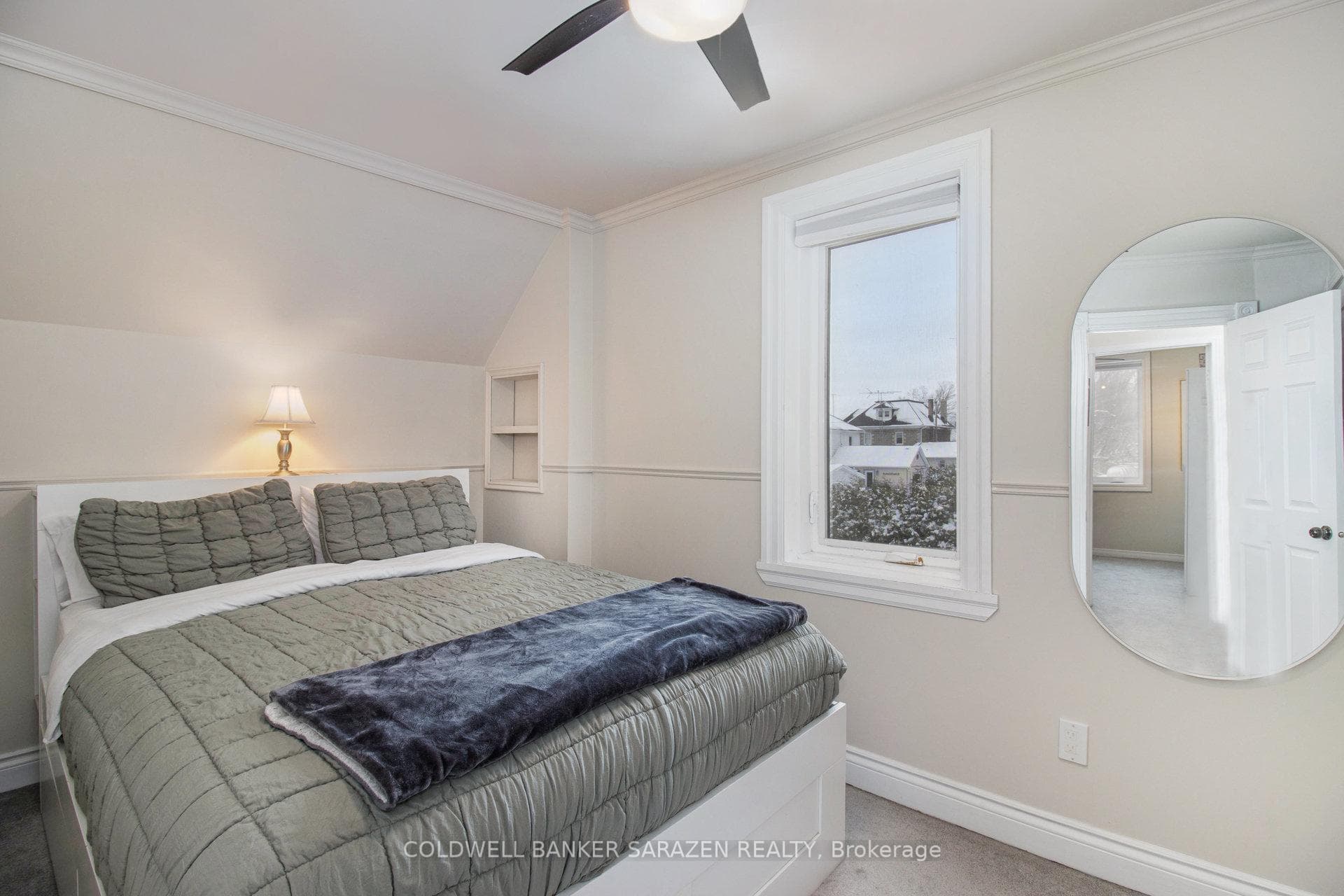 Principal bedroom