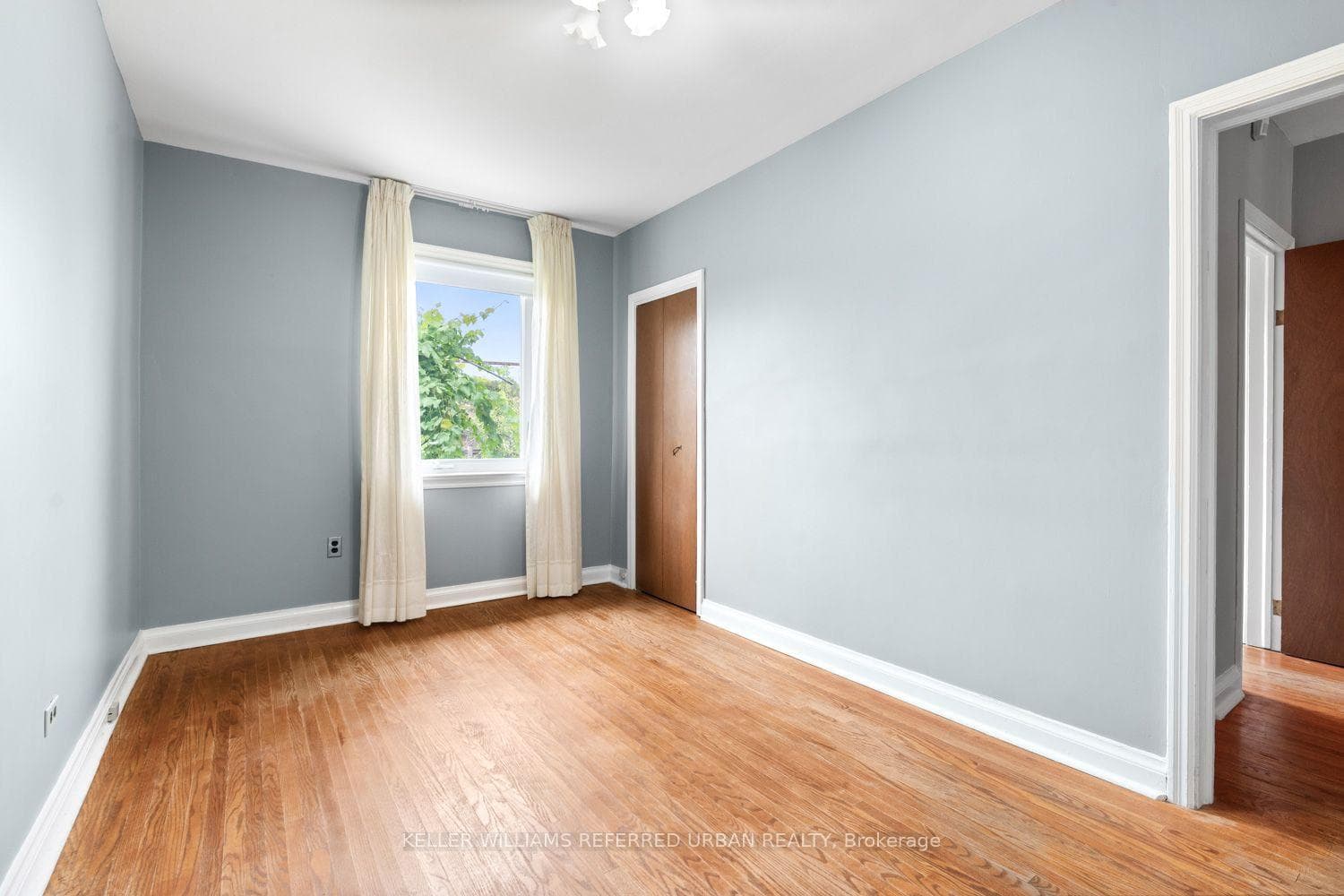 114 Gracefield Avenue photo 16