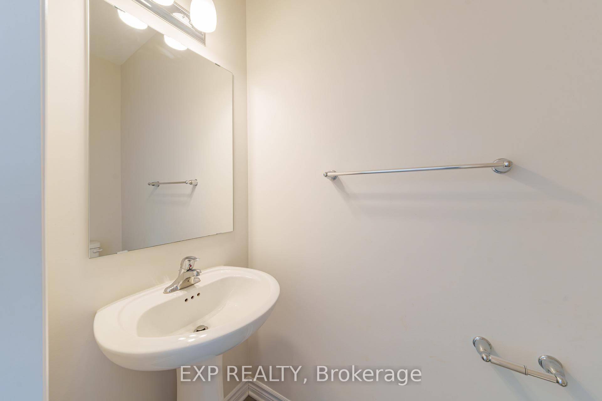 120 Patchell Place photo 11