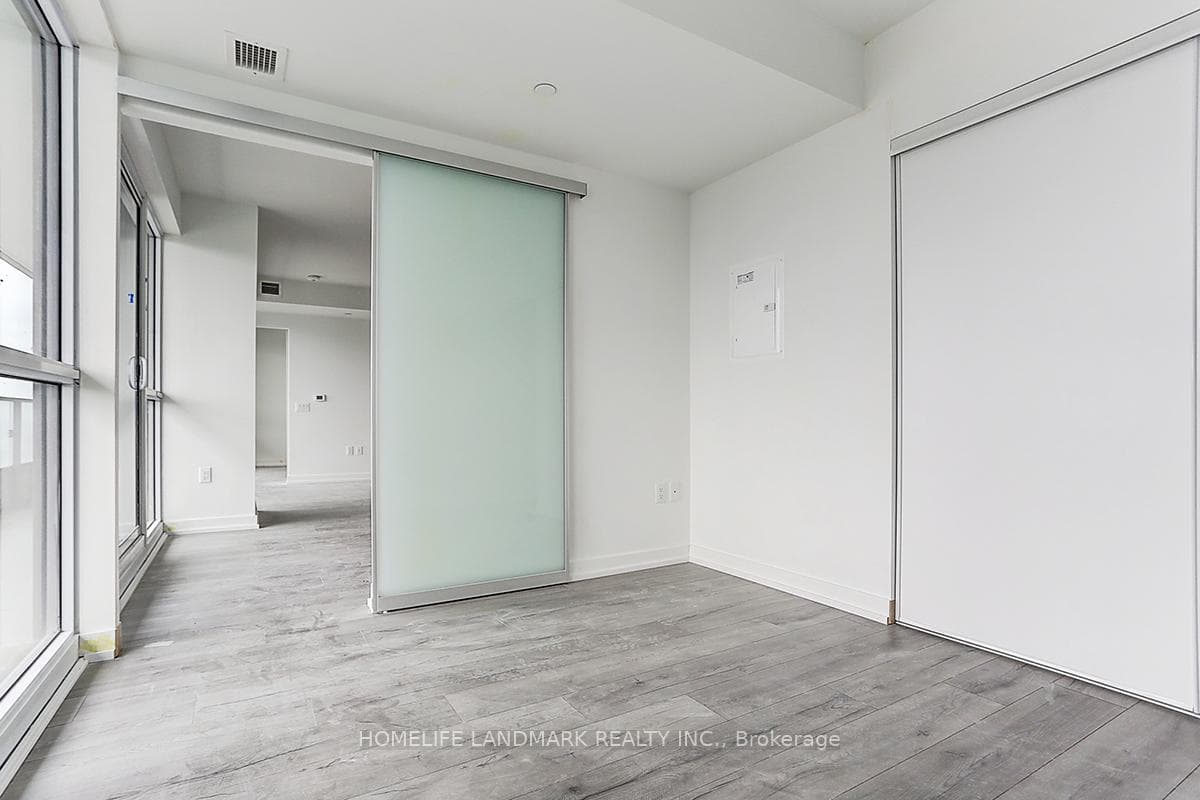 395 Bloor Street Unit 4303 photo 20