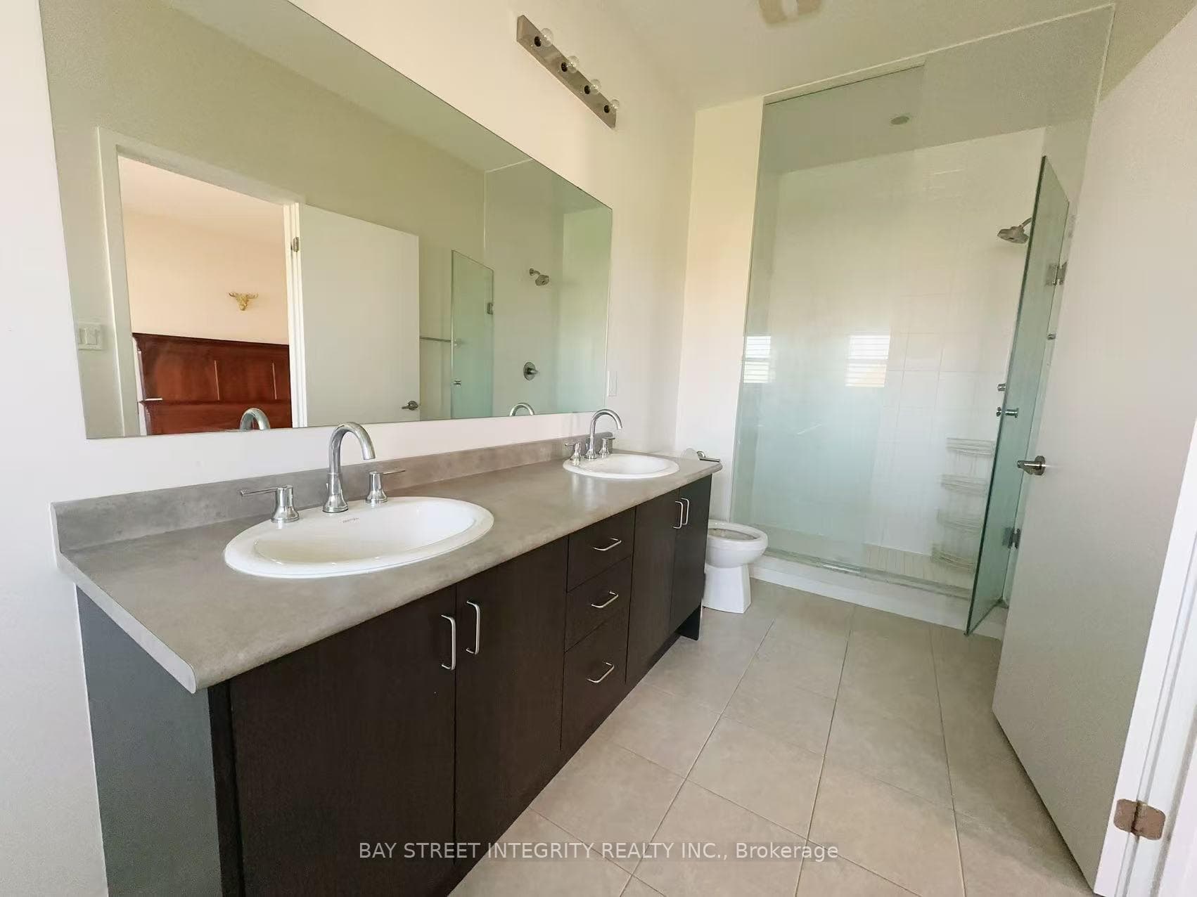 216 Elyse Court photo 6