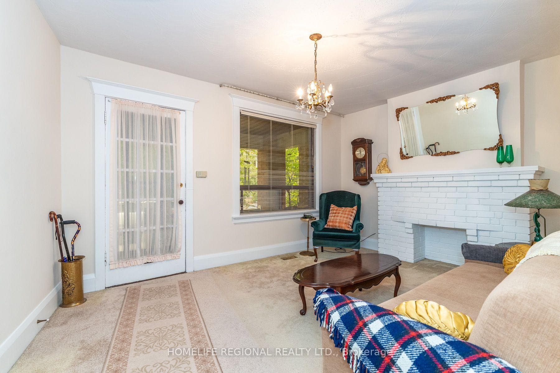 353 St Clarens Avenue photo 17