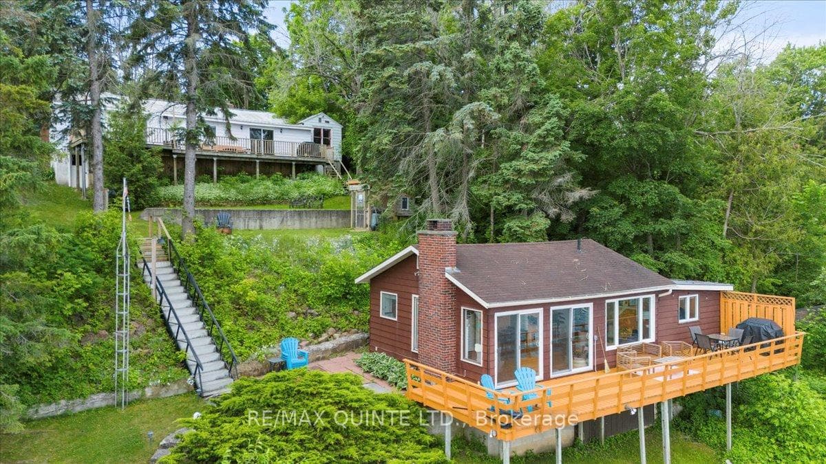 11364 Loyalist Parkway photo 3