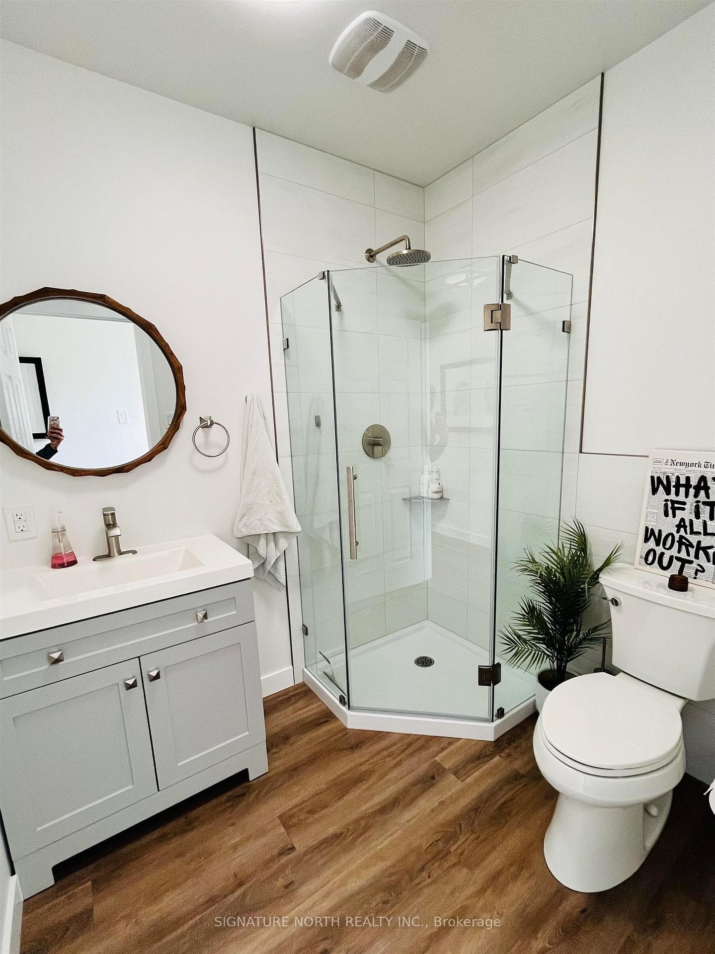 547 Court Street N photo 15