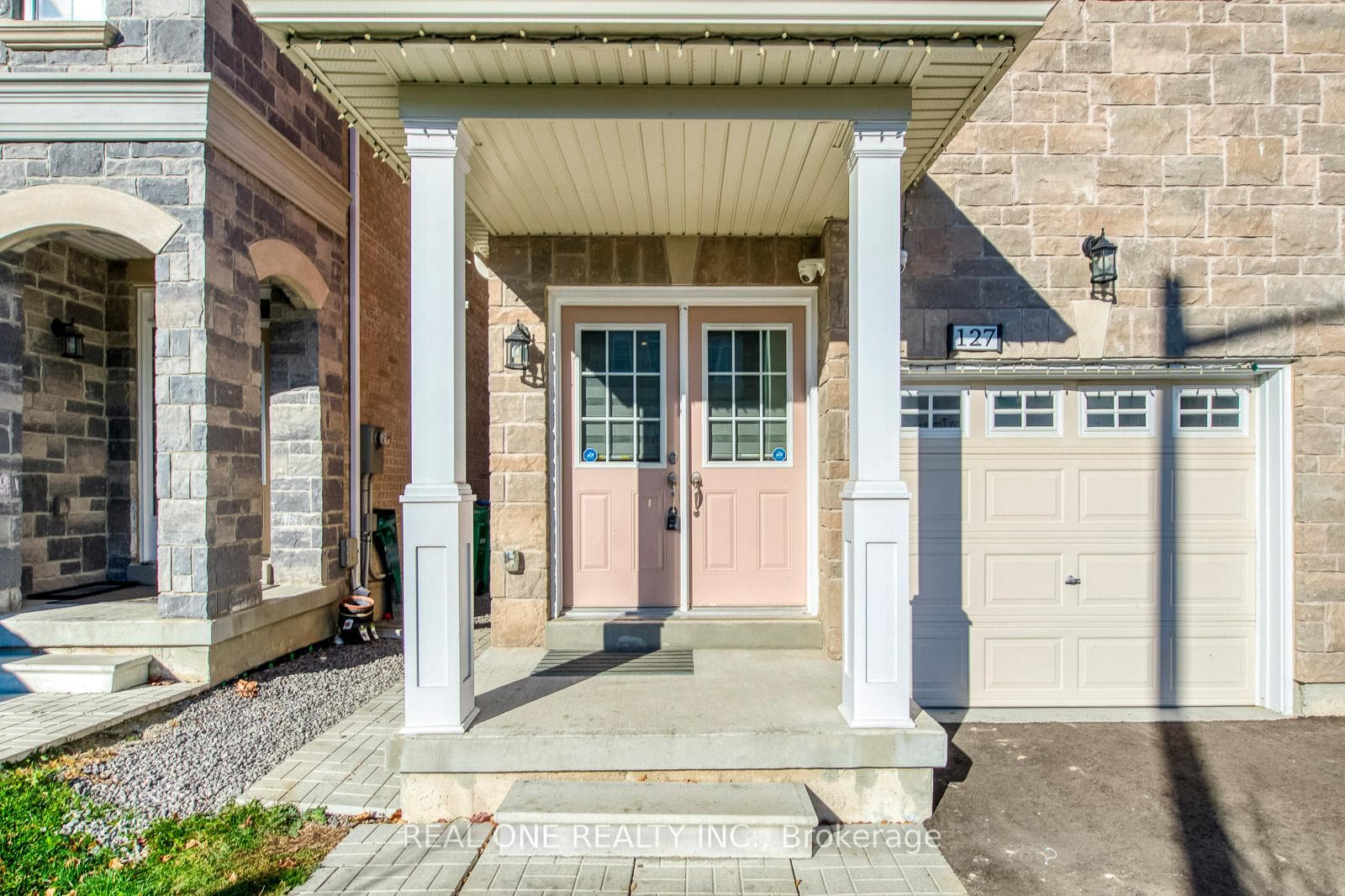127 Preston Meadow Avenue photo 2