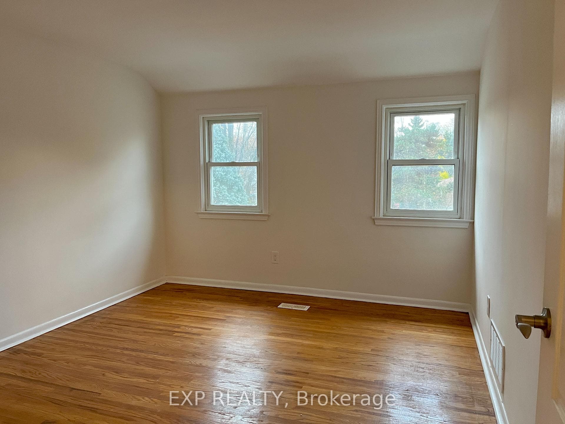 61 Richbourne Court photo 11