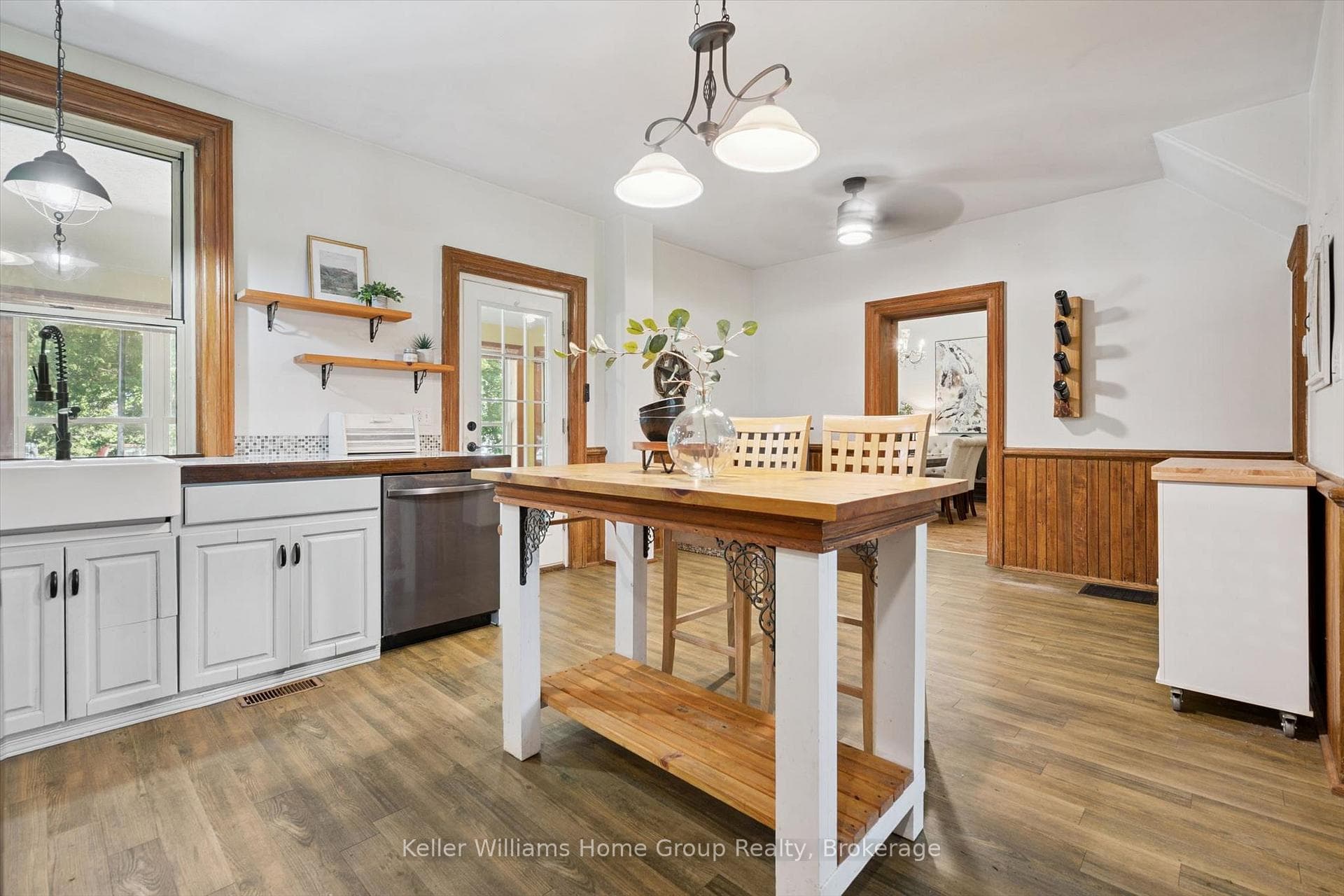 9540 Ayton Road photo 16