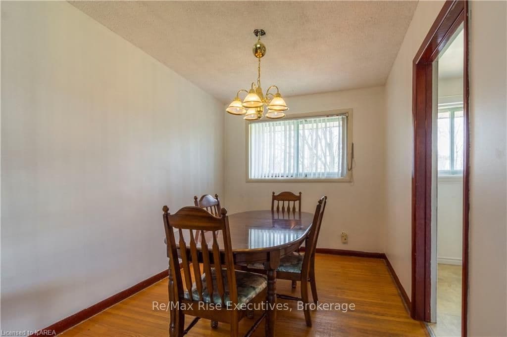 75 POPLAR Street photo 8