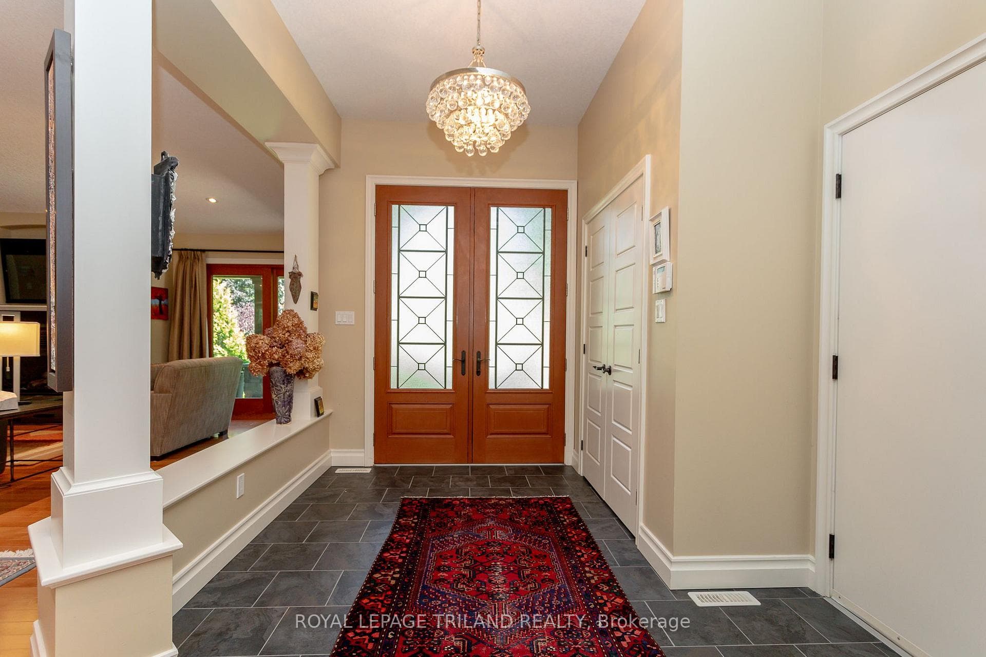 104 Bloomfield Drive photo 7
