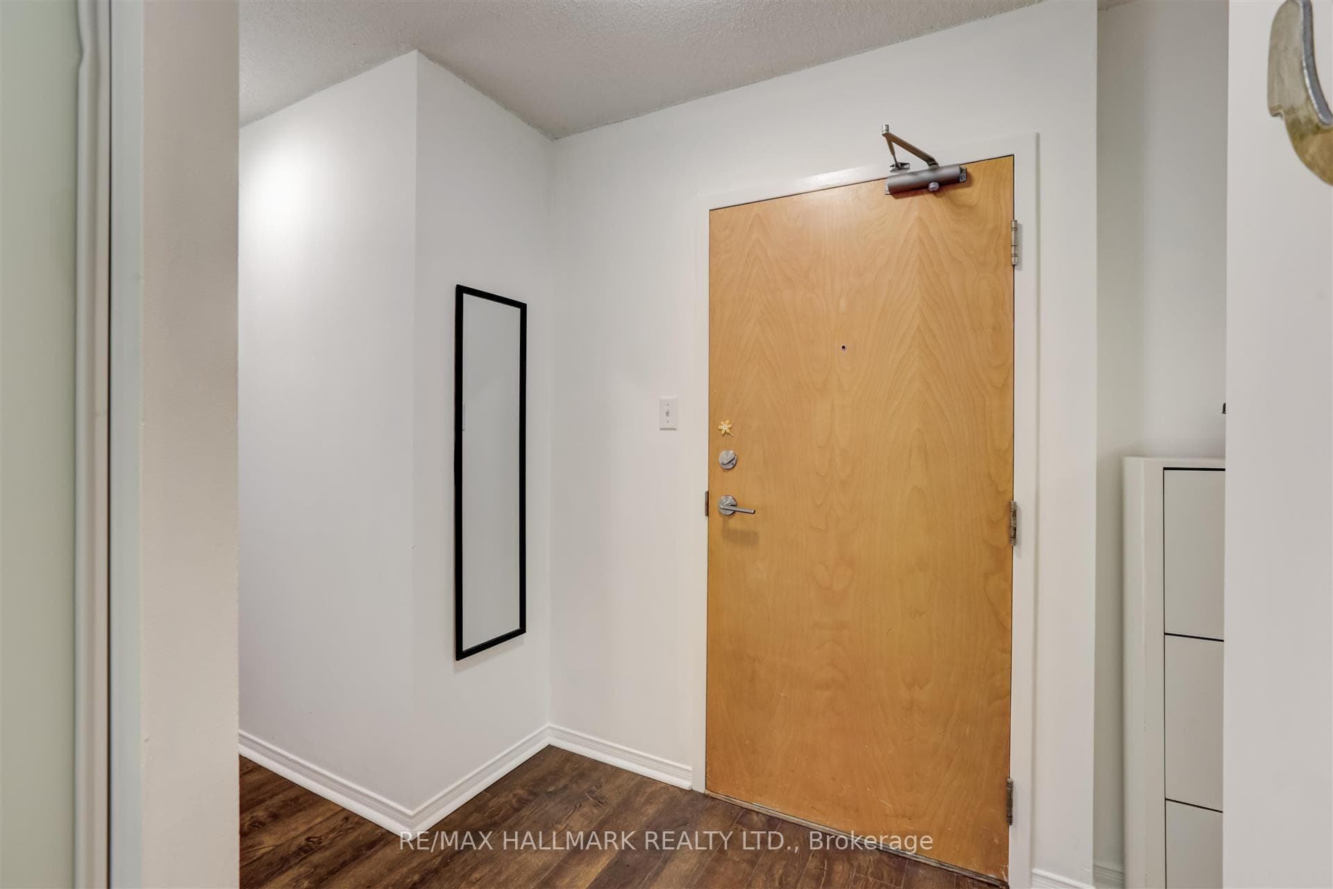 39 Parliament Street Unit 408 photo 5