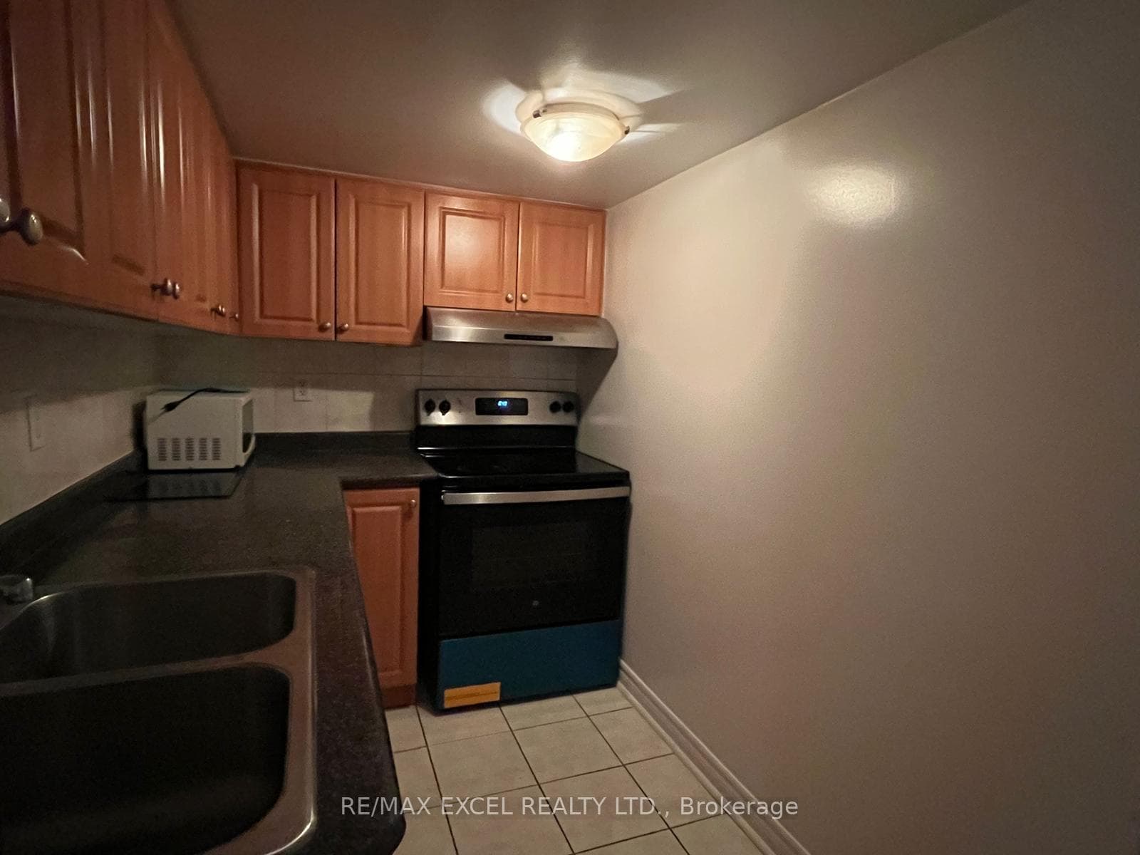 267 Port Royal Trail Unit Bsmt photo 2