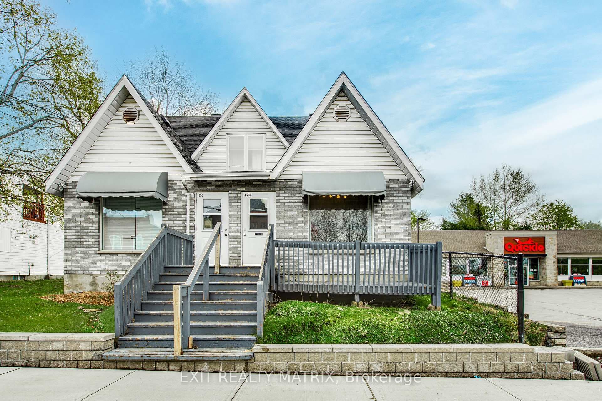 1053B KING Street photo 3