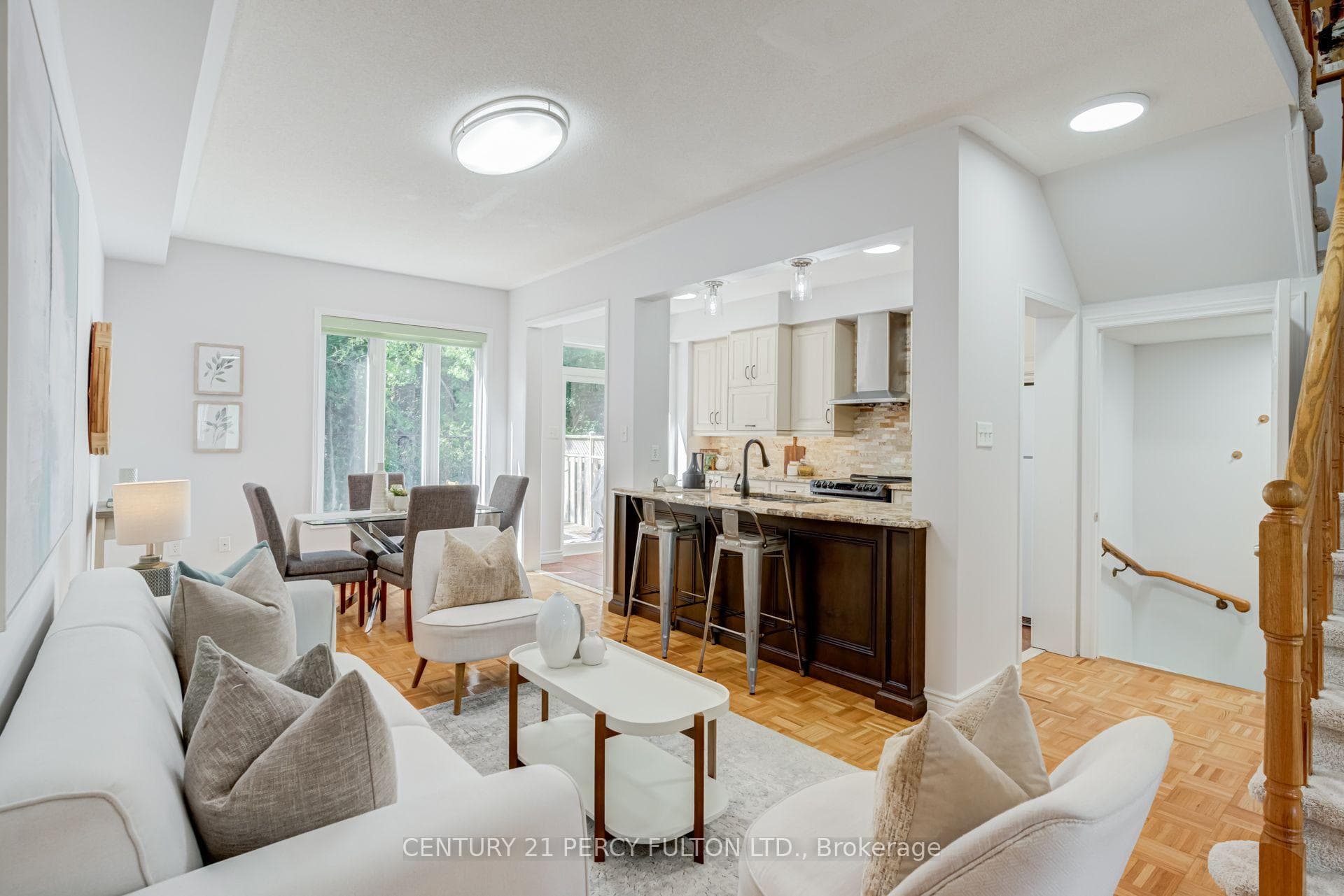 366 Strouds Lane photo 9