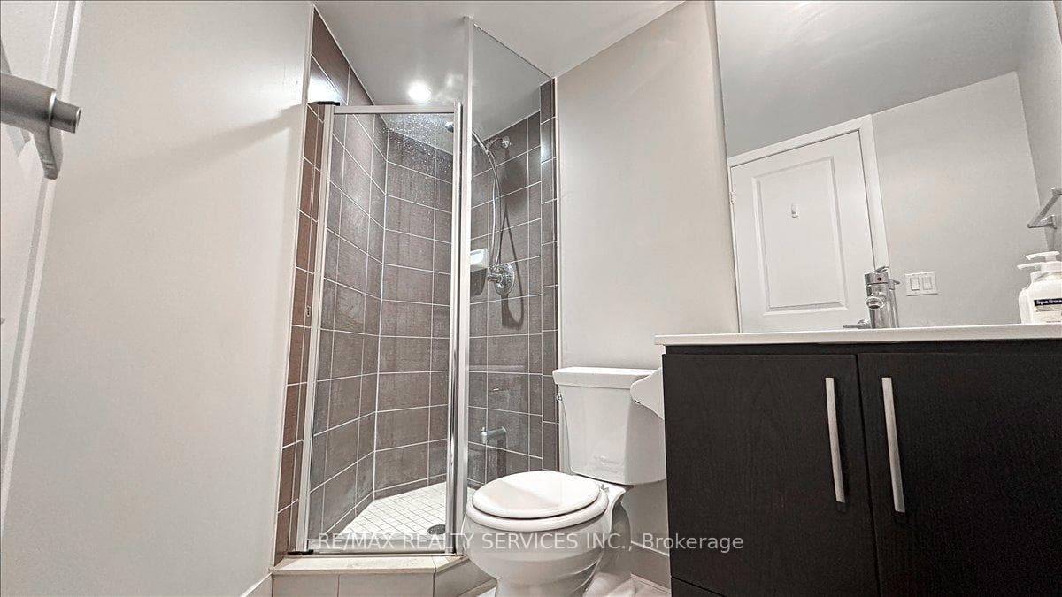 215 Sherway Gardens Road Unit 1810 photo 16