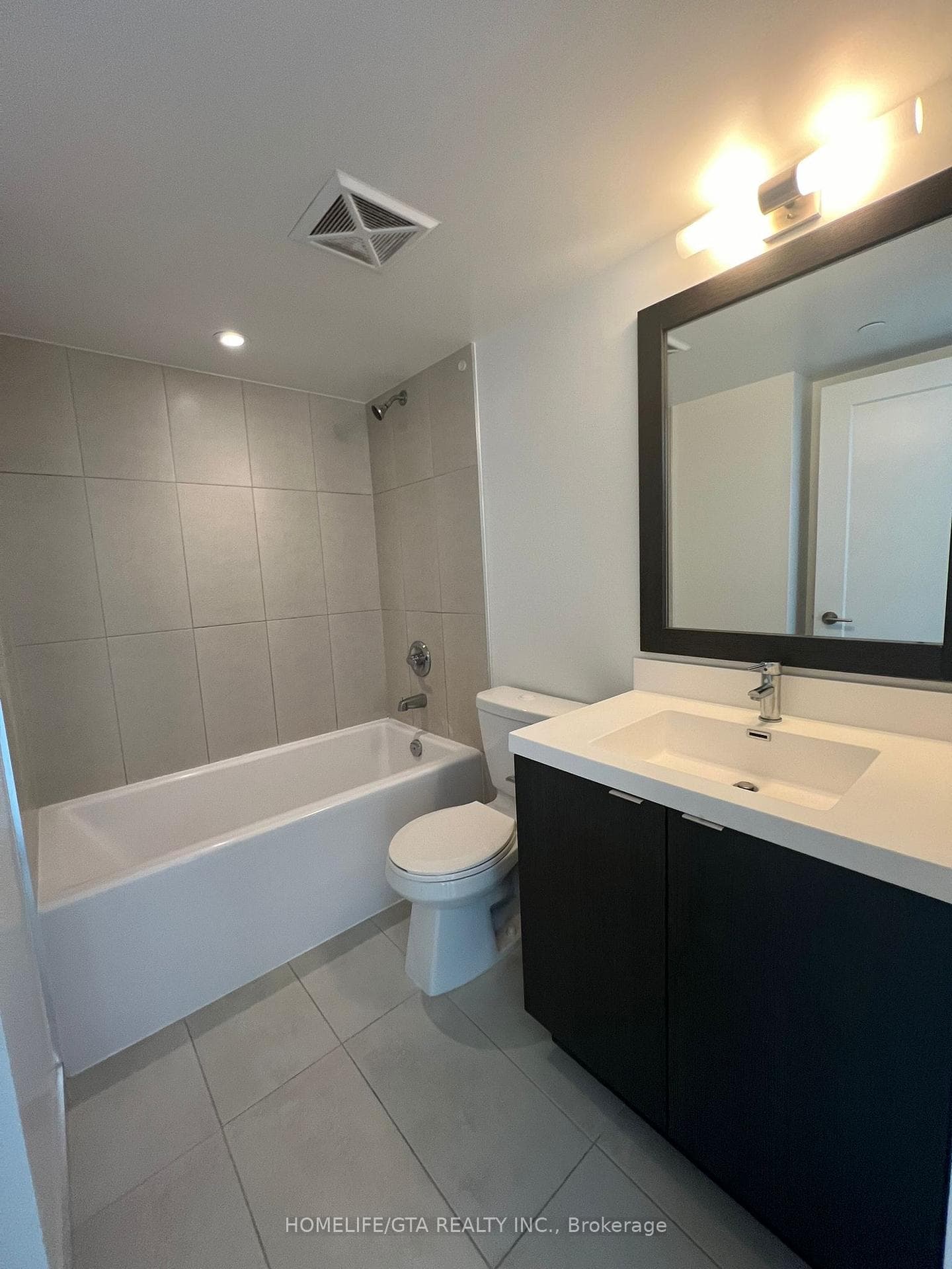 9 Mabelle Avenue Unit 2815 photo 8