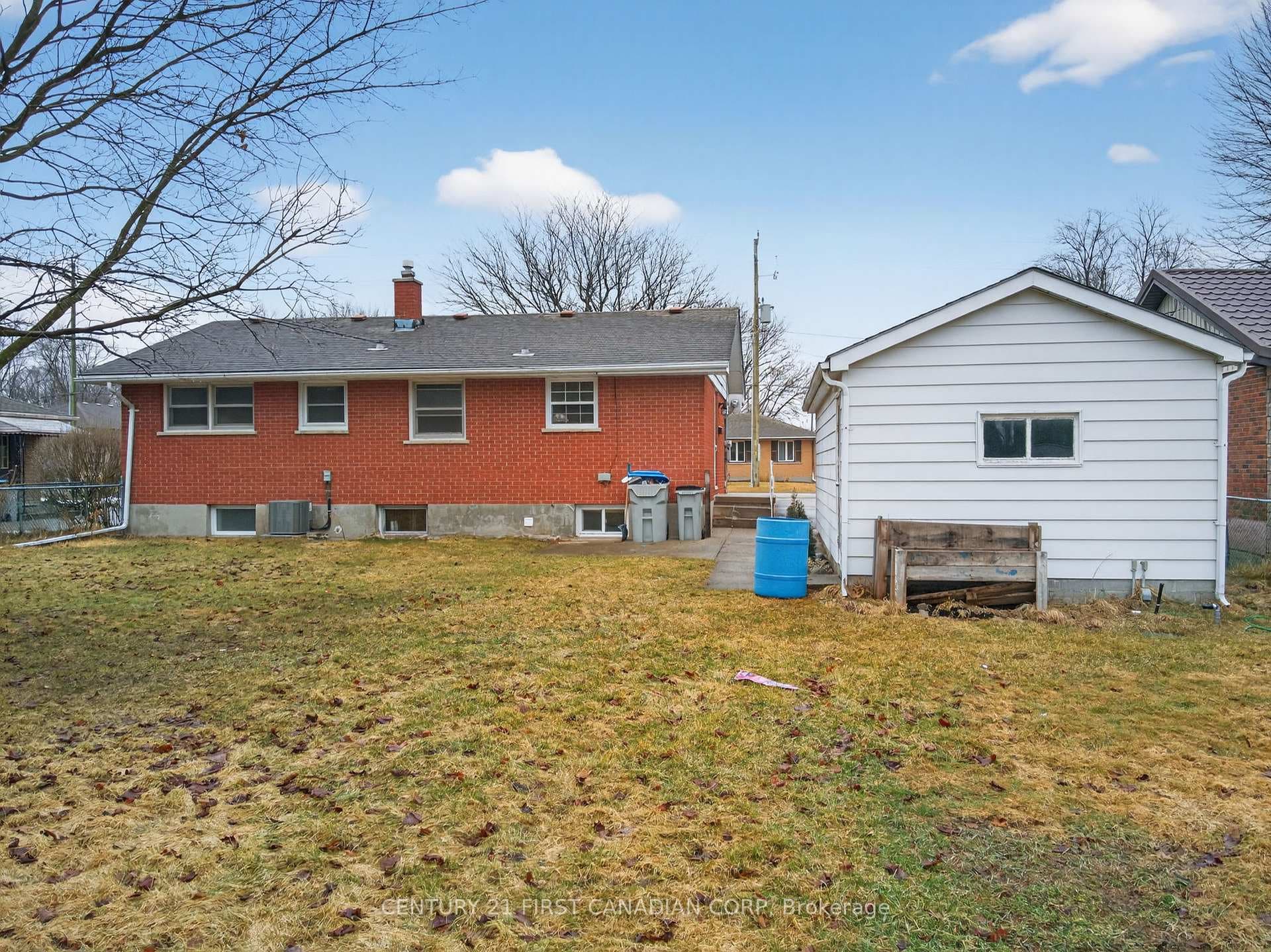 248 Beattie Street photo 23