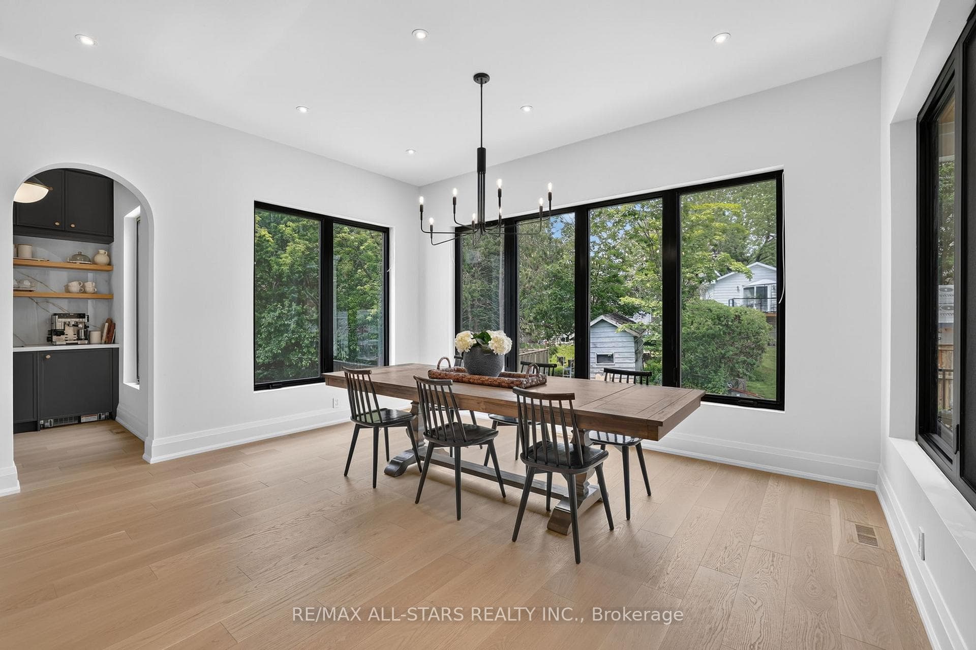 351 South Street photo 18