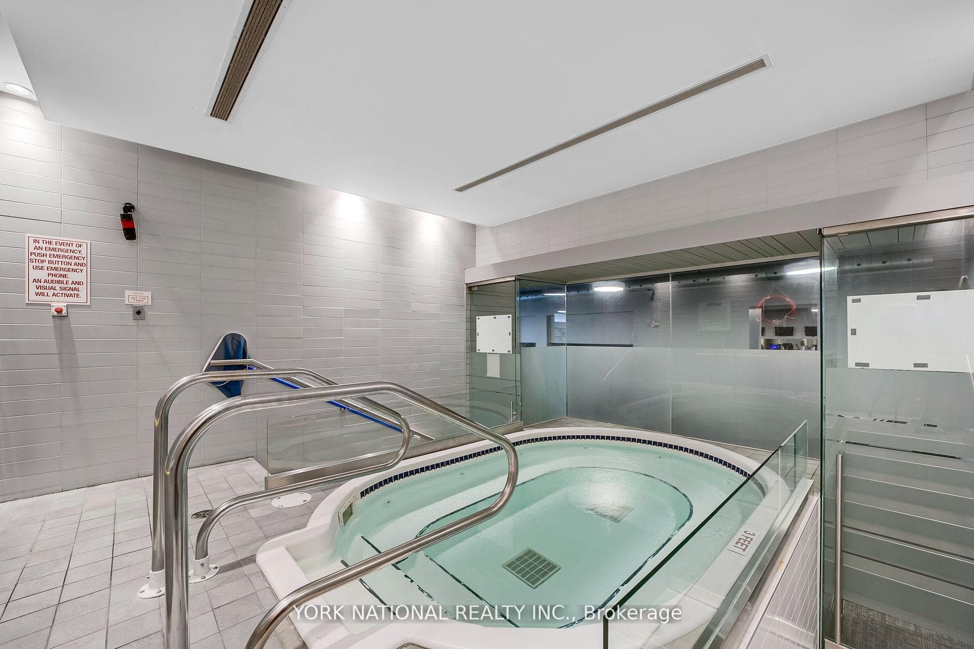 637 Lake Shore Boulevard Unit 417 photo 26