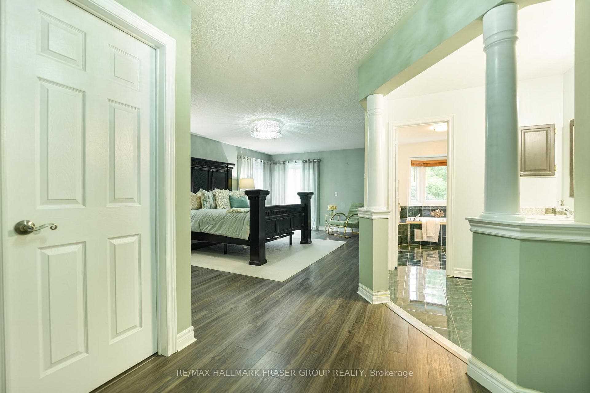 10 Mcneilage Court photo 20