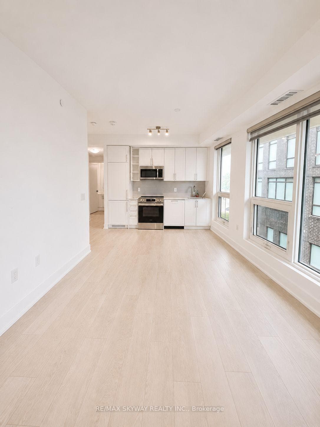 2450 Old Bronte Road Unit 217 photo 16