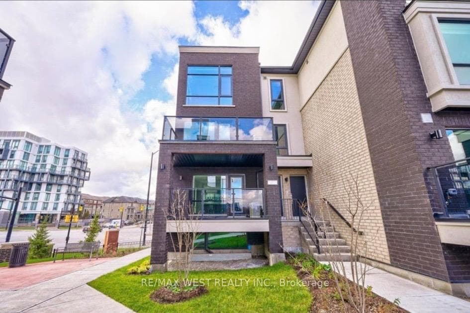 185 Veterans Drive Unit 1 photo 1