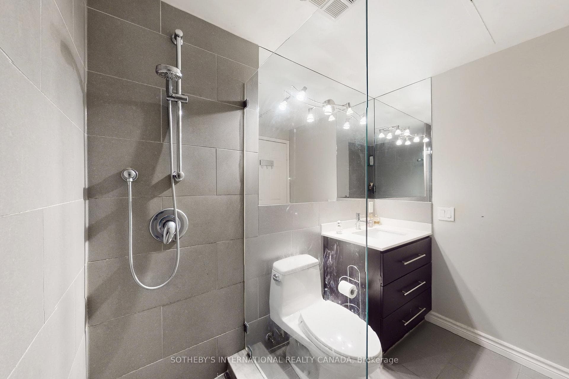 1901 Yonge Street Unit 305 photo 25