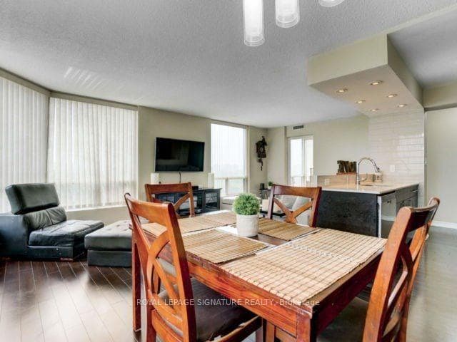 3 Hickory Tree Road Unit 811 photo 10