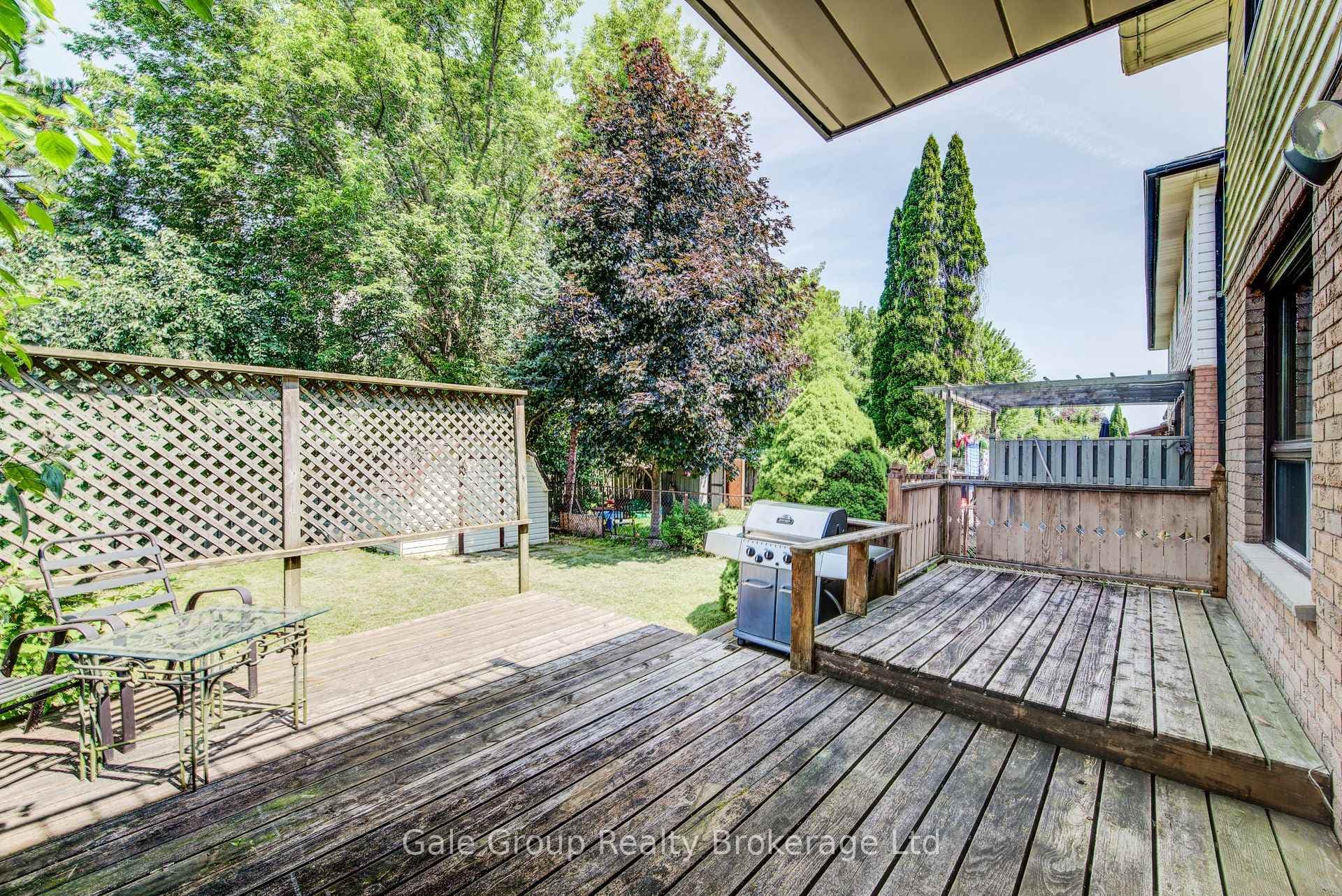 575 Springbank Avenue photo 30
