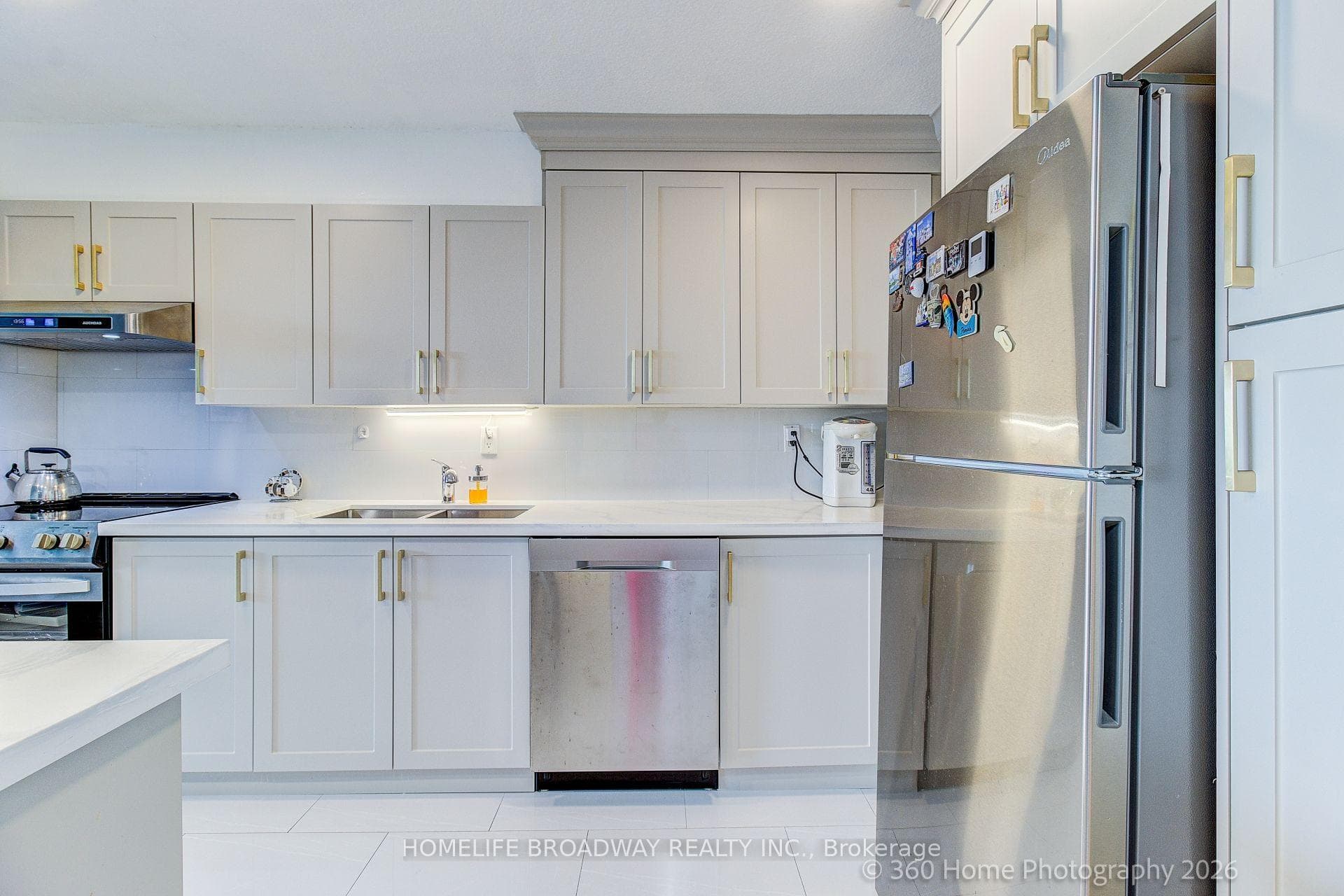 10 Tobermory Drive Unit 512 photo 4