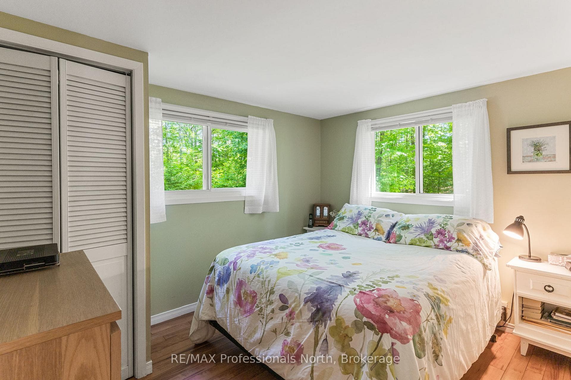 4792 Harburn Road photo 21