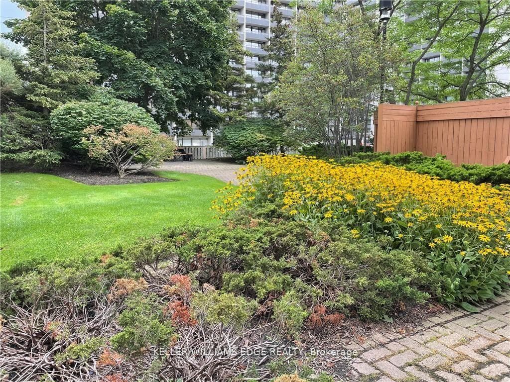 1276 Maple Crossing Boulevard Unit 1603 photo 36