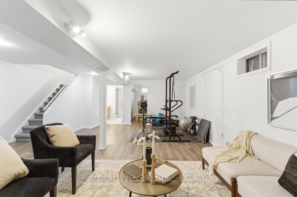 62 Ennisclare Place photo 31