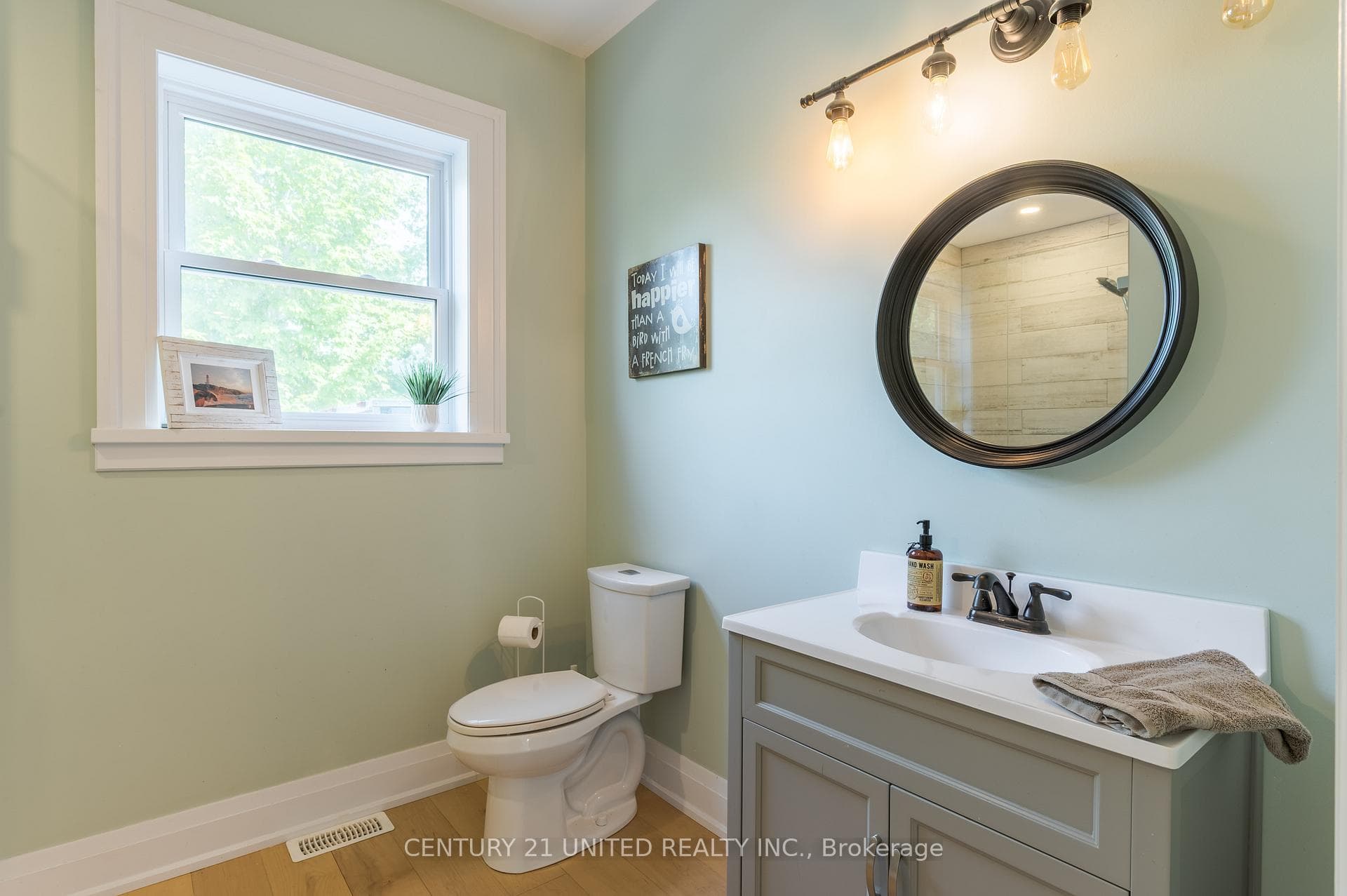 142 Hickory Beach Road photo 23