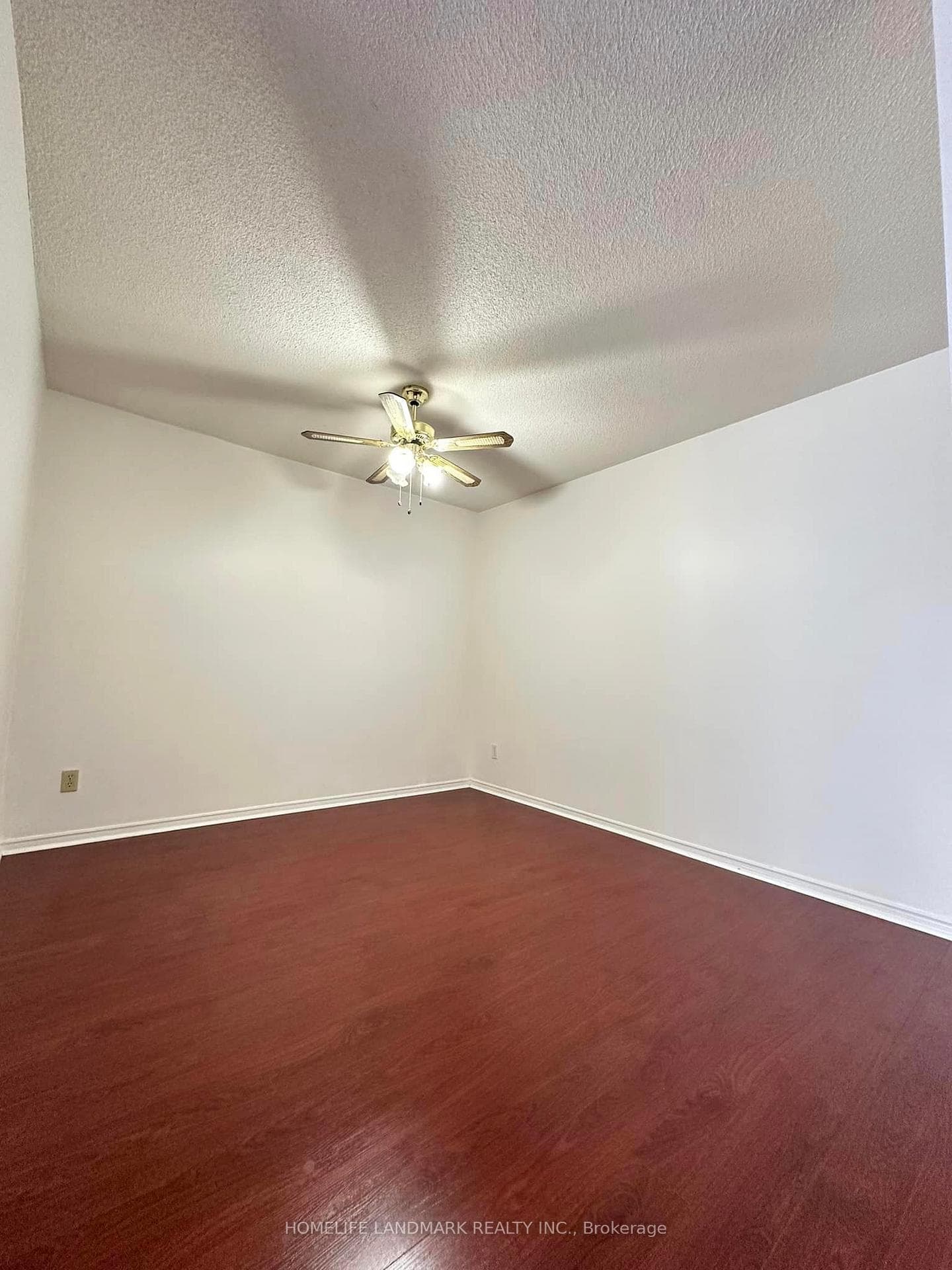 7 Bishop Avenue Unit 410 photo 14