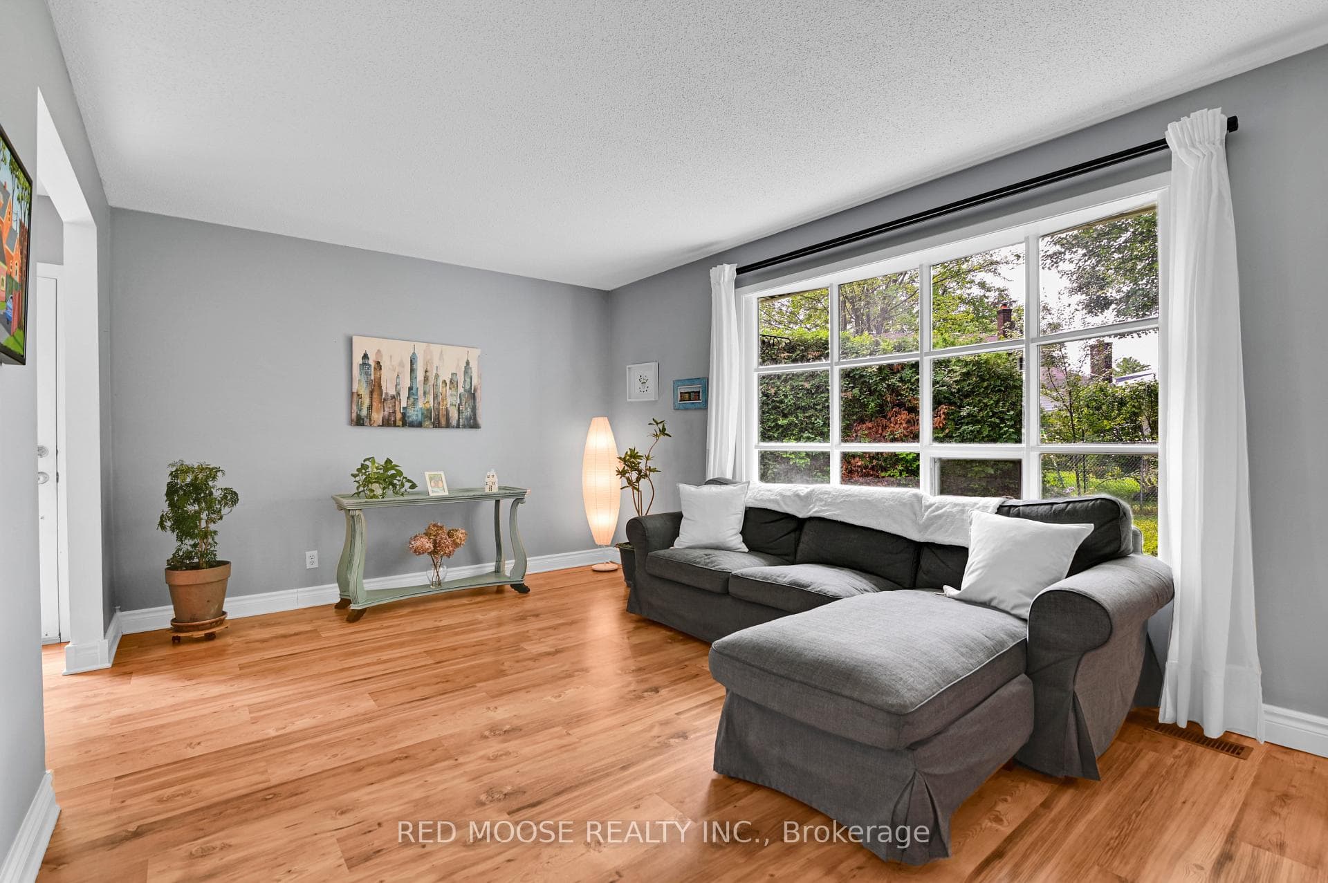67 Valewood Crescent photo 12